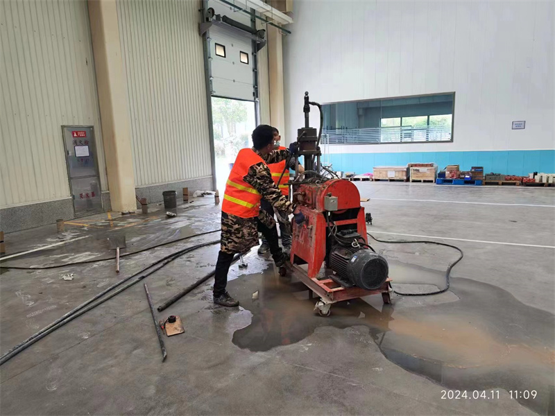 田家庵厂房地面下沉塌陷注浆加固施工